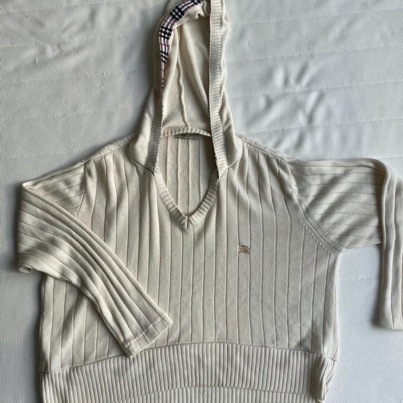Knit oversized Burberry sweater with hood - Picture 1 of 3
